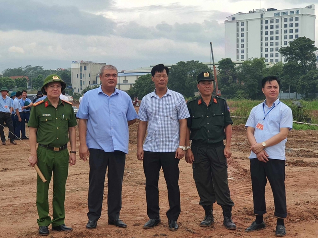 Vĩnh Phúc: TP Vĩnh Yên tiếp tục cưỡng chế thu hồi đất cho Dự án Công viên vui chơi giải trí - Ảnh 1.