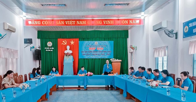 Quang cảnh họp báo Đại hội Công đoàn tỉnh Vĩnh Long lần thứ XI, nhiệm kỳ 2023 - 2028.