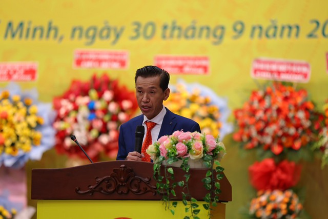 Trường Cao đẳng Đại Việt Sài Gòn: Khai giảng năm học mới và trao bằng tốt nghiệp cho sinh viên - Ảnh 1.