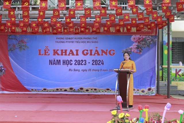 Tỉnh Lai Châu: Vinacapital Foundation và cộng đồng Heo đất Momo mang nước sạch đến 500 trẻ em dân tộc thiểu số - Ảnh 2. Tỉnh Lai Châu: Vinacapital Foundation và cộng đồng Heo đất Momo mang nước sạch đến 500 trẻ em dân tộc thiểu số - Ảnh 2.