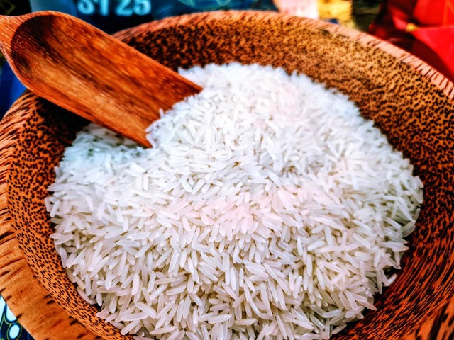 Giá gạo xuất khẩu giảm mạnh, mất mốc 643 USD/tấn - Ảnh 1.