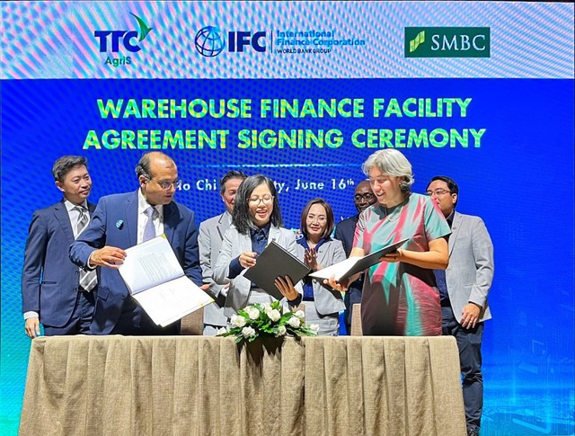 IFC cam kết đầu tư gần 1,9 tỷ USD vào Việt Nam trong năm tài chính 2023 - Ảnh 1.