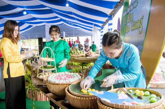 Tổ chức thành công Tuần lễ du lịch với văn hóa và ẩm thực tỉnh Hậu Giang năm 2023.