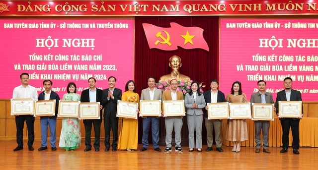 Thanh Hóa: Tổng kết công tác báo chí và trao Giải Búa liềm vàng năm 2023- Ảnh 7.