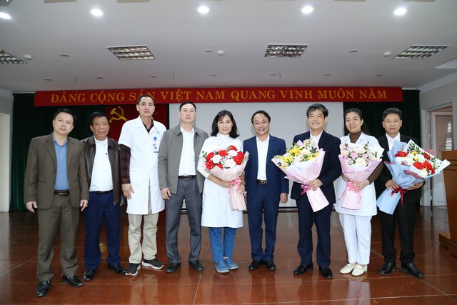 Phú Thọ: Trung tâm Y tế huyện Thanh Ba tổ chức gặp mặt các tân bác sỹ CKII- Ảnh 1.