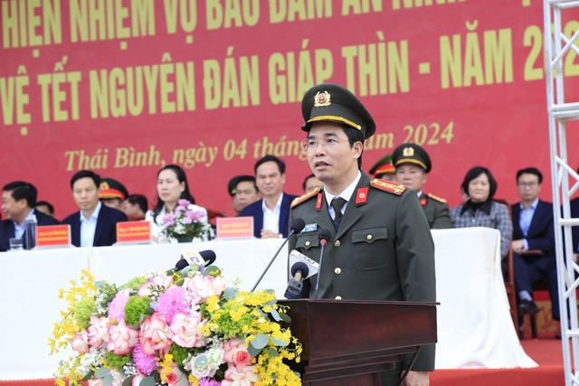 Công an tỉnh Thái Bình: Ra quân bảo đảm an ninh trật tự, bảo vệ Tết Nguyên đán Giáp Thìn 2024- Ảnh 4.