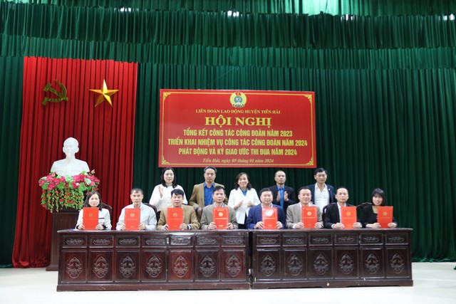 Thái Bình: Công đoàn huyện Tiền Hải bám sát nhu cầu của đoàn viên và người lao động- Ảnh 3.