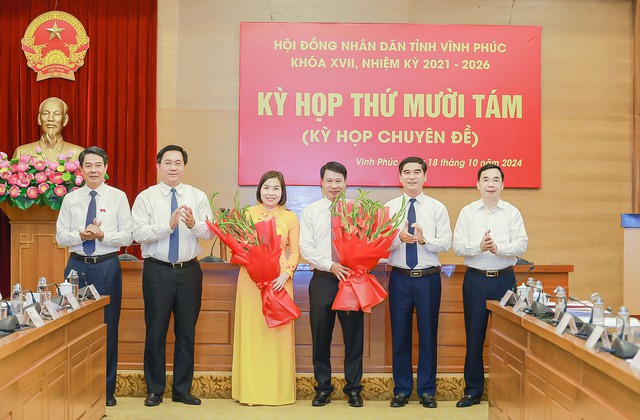 Vĩnh Phúc có tân Phó Chủ tịch HĐND, UBND tỉnh và kiện toàn một số chức danh quan trọng- Ảnh 2.