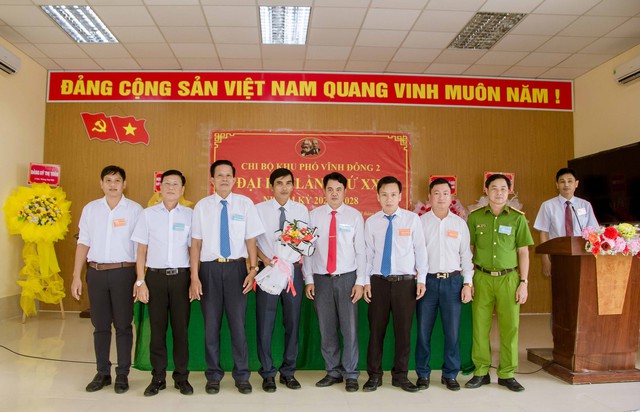 Kiên Giang: Đại hội Chi bộ Khu phố Vĩnh Đông 2, nhiệm kỳ 2025 - 2028- Ảnh 4.