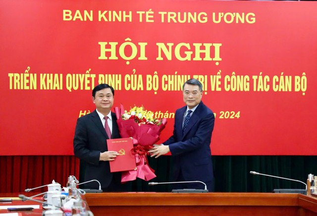 Bí thư Tỉnh uỷ Nghệ An làm Phó trưởng Ban Kinh tế Trung ương- Ảnh 1.