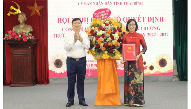 Thái Bình: Trao quyết định công nhận Chủ tịch Hội đồng Trường Đại học Thái Bình- Ảnh 2.