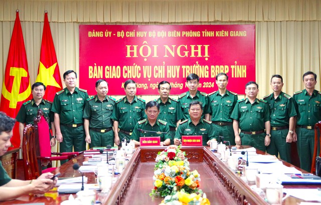 Kiên Giang: Đại tá Phạm Văn Thắng giữ chức Chỉ huy trưởng BĐBP- Ảnh 4.