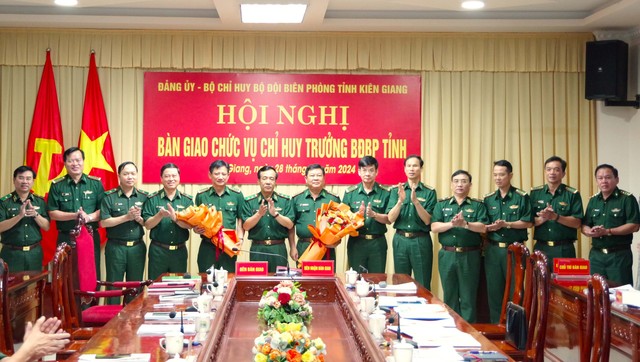 Kiên Giang: Đại tá Phạm Văn Thắng giữ chức Chỉ huy trưởng BĐBP- Ảnh 6.