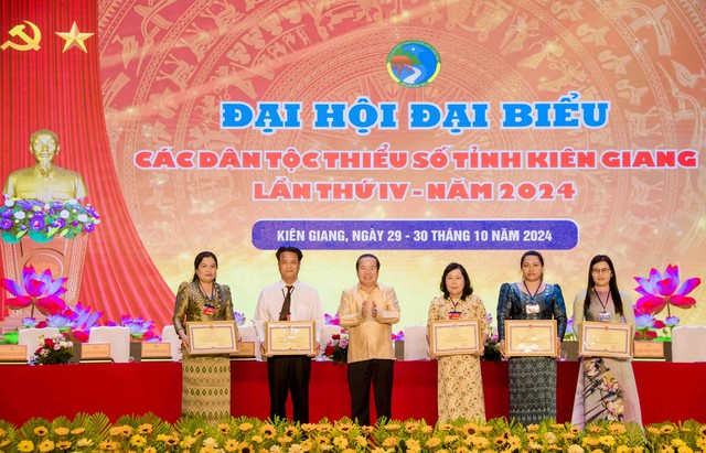 Kiên Giang: Đại hội Đại biểu các dân tộc thiểu số lần thứ IV - năm 2024- Ảnh 8.