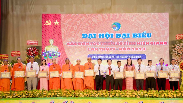 Kiên Giang: Đại hội Đại biểu các dân tộc thiểu số lần thứ IV - năm 2024- Ảnh 9.