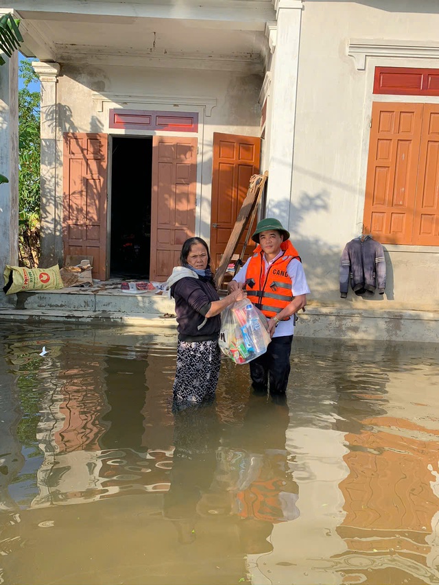 Công ty Trường Hưng đưa những thông điệp yêu thương đến vùng đồng bào bị dịch bệnh, bão lũ.- Ảnh 5.