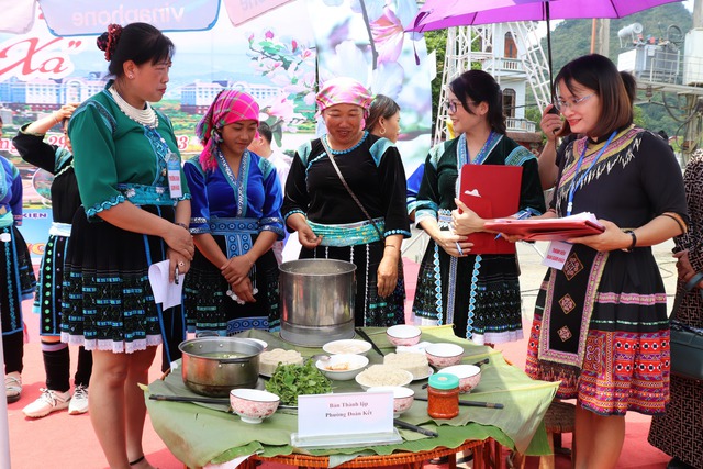 Lai Châu: Sắp diễn ra Tuần Văn hóa, Thể thao và Du lịch thành phố Lai Châu lần thứ II năm 2024- Ảnh 1.