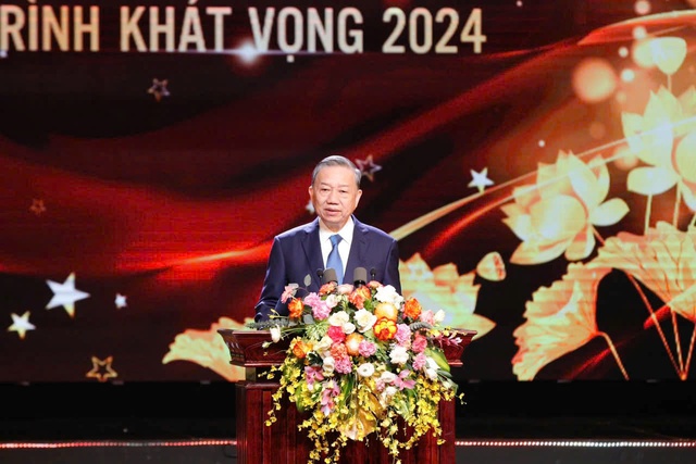 Tổng Bí thư Tô Lâm tham dự Chương trình 'Hồ Chí Minh - Hành trình khát vọng 2024- Ảnh 1.