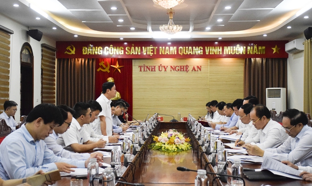 Nghệ An: Ban Kinh tế Trung ương làm việc với tỉnh về công tác thu hút đầu tư- Ảnh 1.