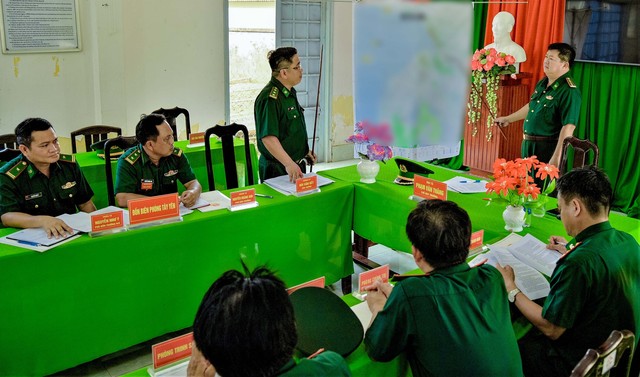 Kiên Giang: Lãnh đạo Bộ Chỉ huy BĐBP kiểm tra công tác phòng chống IUU tại Đồn Biên phòng Tây Yên- Ảnh 2.