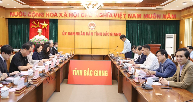 Bắc Giang: Triển khai đồng bộ các giải pháp, phấn đấu hoàn thành các chỉ tiêu KT-XH cao nhất năm 2024- Ảnh 2.