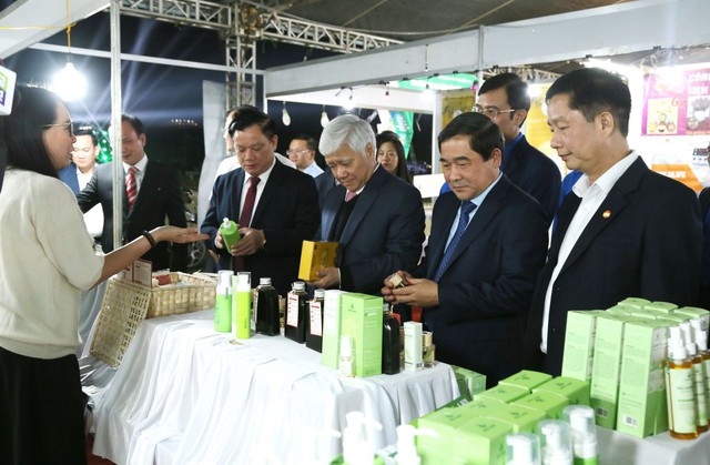 Trao Giải thưởng Lương Định Của trong lĩnh vực nông nghiệp năm 2024- Ảnh 4.