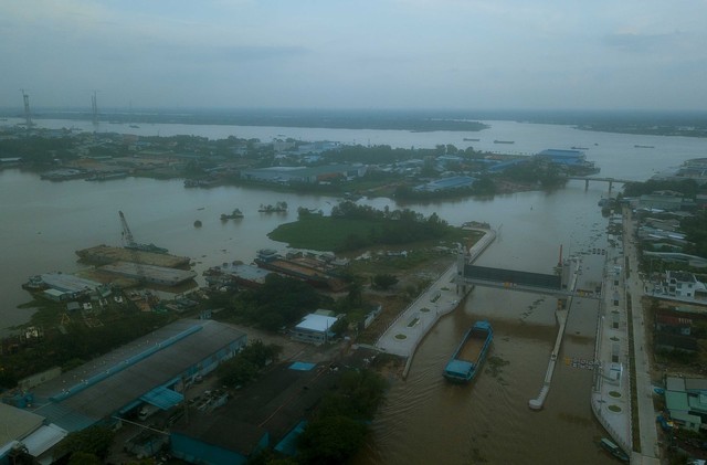 Tiền Giang: Cận cạnh Cống ngăn mặn lớn thứ 2 ĐBSCL chính thức hoạt động- Ảnh 1.