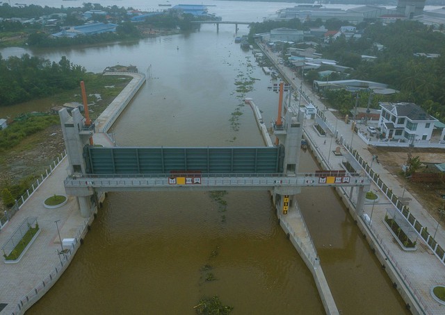 Tiền Giang: Cận cạnh Cống ngăn mặn lớn thứ 2 ĐBSCL chính thức hoạt động- Ảnh 3.