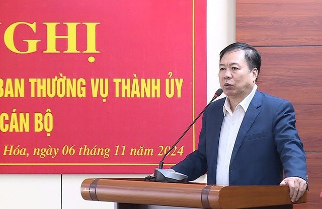 TP. Thanh Hóa: Công bố Quyết định bổ nhiệm, điều động nhiều cán bộ trong ngành giáo dục- Ảnh 2.