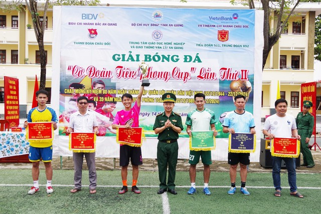 BĐBP tỉnh An Giang: Sôi nổi giải bóng đá “Cờ Đoàn Tiên phong cup” lần thứ II- Ảnh 3.