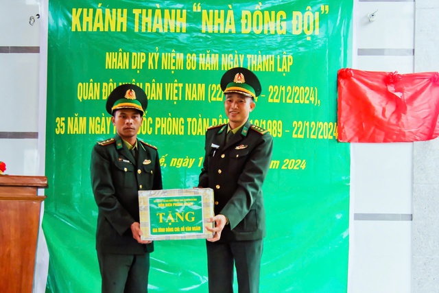 BĐBP Thừa Thiên Huế khánh thành và bàn giao “Nhà đồng đội”- Ảnh 3.