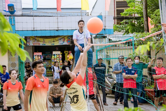 Kiên Giang: Vĩnh Thuận tổ chức giao lưu bóng chuyền hơi nam, nữ chào mừng Đại hội Đảng bộ các cấp- Ảnh 3.