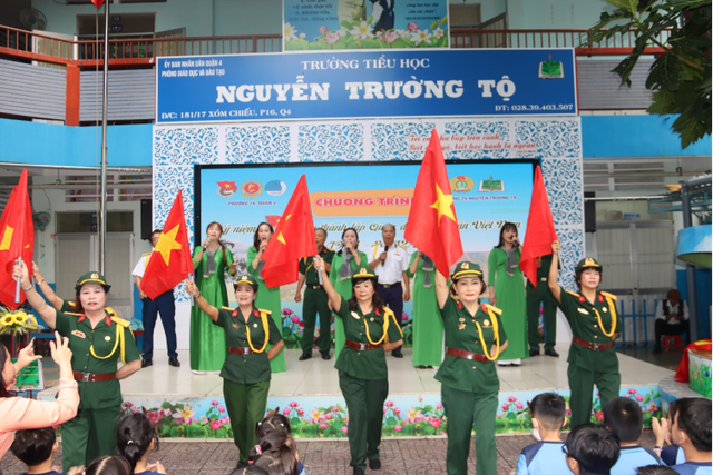 Quận 4: Trường TH Nguyễn Trường Tộ kỷ niệm 80 năm Ngày thành lập QĐND Việt Nam- Ảnh 2.