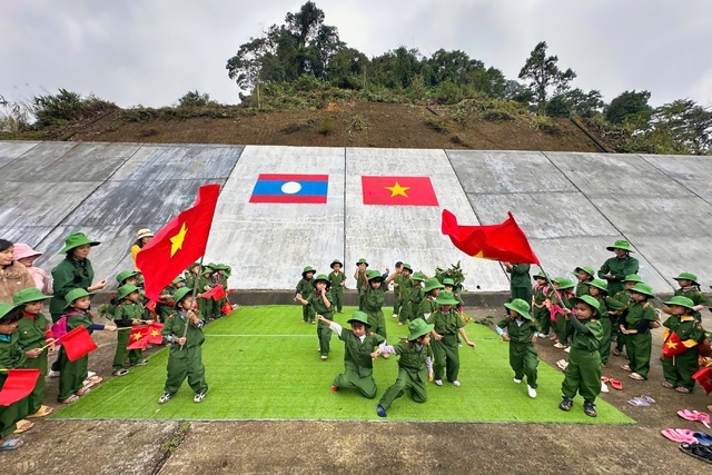 Bộ đội Biên phòng Thừa Thiên Huế: Xây dựng tuyến biên giới Việt - Lào hòa bình và phát triển bền vững- Ảnh 5.