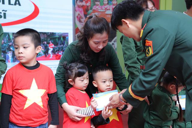 Trường Mầm non Dịch Vọng: Tổ chức nhiều sự kiện chào mừng ngày truyền thống QĐND Việt Nam- Ảnh 20.