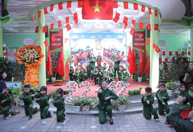 Trường Mầm non Dịch Vọng: Tổ chức nhiều sự kiện chào mừng ngày truyền thống QĐND Việt Nam- Ảnh 16.