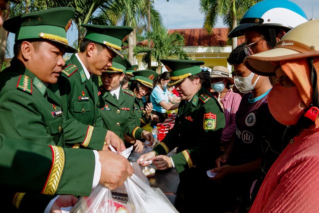 BĐBP Sóc Trăng: Hoạt động ý nghĩa nhân kỷ niệm 80 năm ngày thành lập QĐND Việt Nam- Ảnh 3.