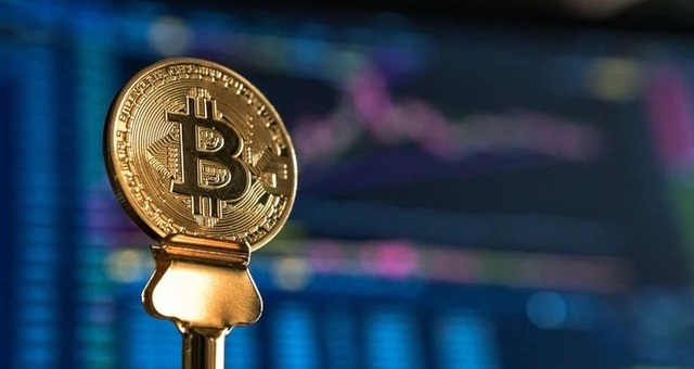 Giá Bitcoin hôm nay 25/12: Thị trường tiền mã hóa "bốc hơi" 500 tỷ USD- Ảnh 1.