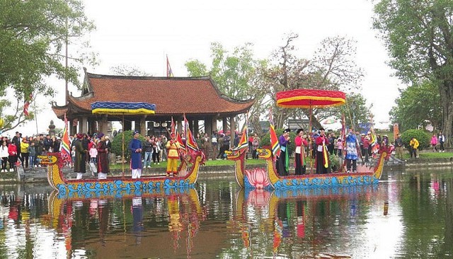 Thái Bình: Chùa Keo thu hút hàng chục nghìn du khách trong ngày khai hội- Ảnh 3.