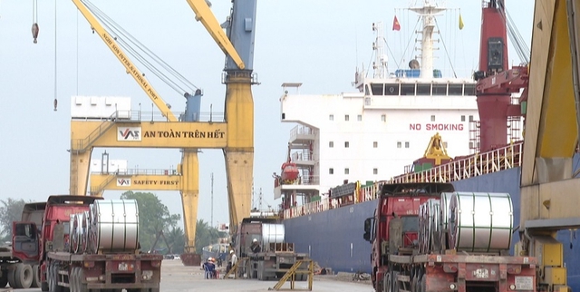 Gần 106.000 tấn hàng hóa lưu thông qua Cảng Nghi Sơn trong dịp Tết- Ảnh 1.