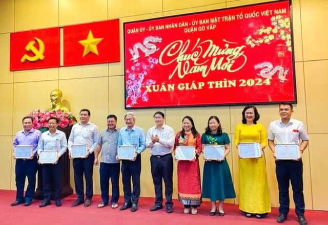 TP. Hồ Chí Minh: Quận Gò Vấp dành hơn 60 tỷ đồng chăm lo Tết diện chính sách, hộ nghèo- Ảnh 3.