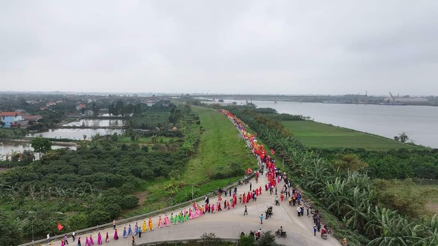 Nét đẹp “Uống nước nhớ nguồn” từ Lễ cấp thủy trong ngày khai hội Đền Trần Thái Bình- Ảnh 3.