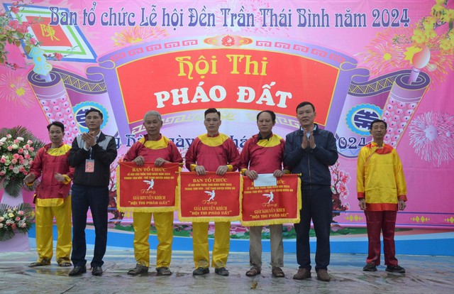Độc đáo Hội thi pháo đất đền Trần Thái Bình 2024- Ảnh 2.