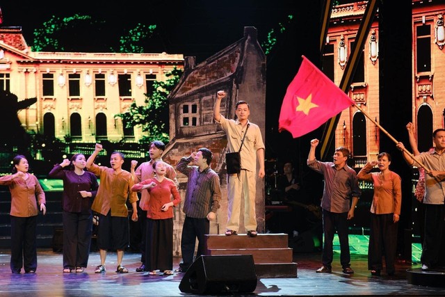 Hà Nội: Nhiều chương trình biểu diễn nghệ thuật mừng Đảng, mừng Xuân 2024- Ảnh 1.