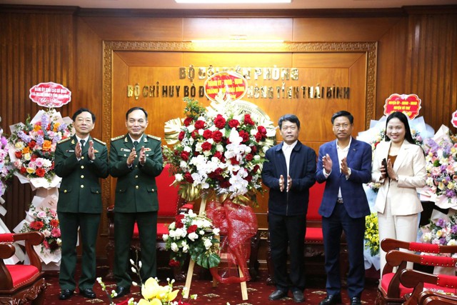 Chào mừng ngày truyền thống lực lượng Bộ đội Biên phòng- Ảnh 4. Chào mừng ngày truyền thống lực lượng Bộ đội Biên phòng- Ảnh 4.