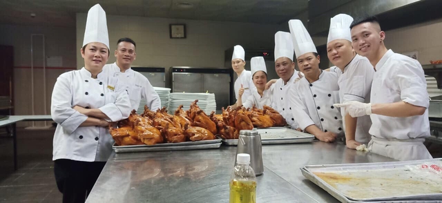 Chef Nguyễn Thị Ánh với tình yêu ẩm thực và niềm đam mê thiện nguyện- Ảnh 4. Chef Nguyễn Thị Ánh với tình yêu ẩm thực và niềm đam mê thiện nguyện- Ảnh 4.