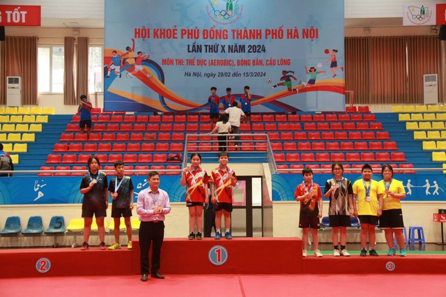 402 vận động viên thi đấu môn bóng bàn tại Hội khỏe Phù Đổng TP Hà Nội- Ảnh 2.