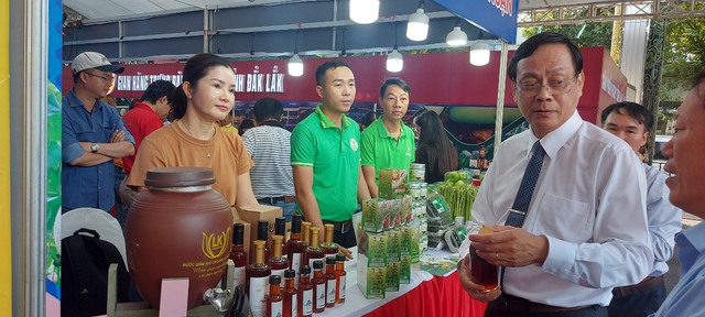 Ninh Thuận giới thiệu nhiều sản phẩm OCOP tại Hội Báo toàn quốc 2024- Ảnh 3.