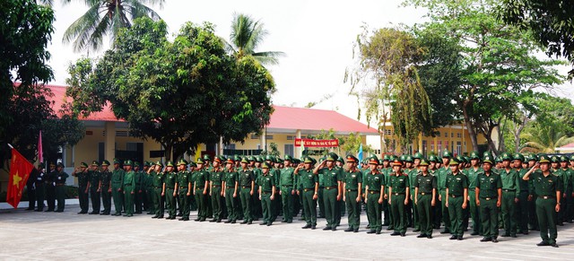 Quang cảnh Lễ ra quân huấn luyện và khai mạc huấn luyện chiến sĩ mới năm 2024 tại Tiểu đoàn Huấn luyện - Cơ động.