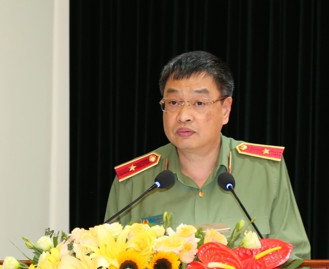 Bổ nhiệm Đại tá Nguyễn Hữu Mạnh giữ chức Giám đốc Công an tỉnh Nam Định  - Ảnh 2.
